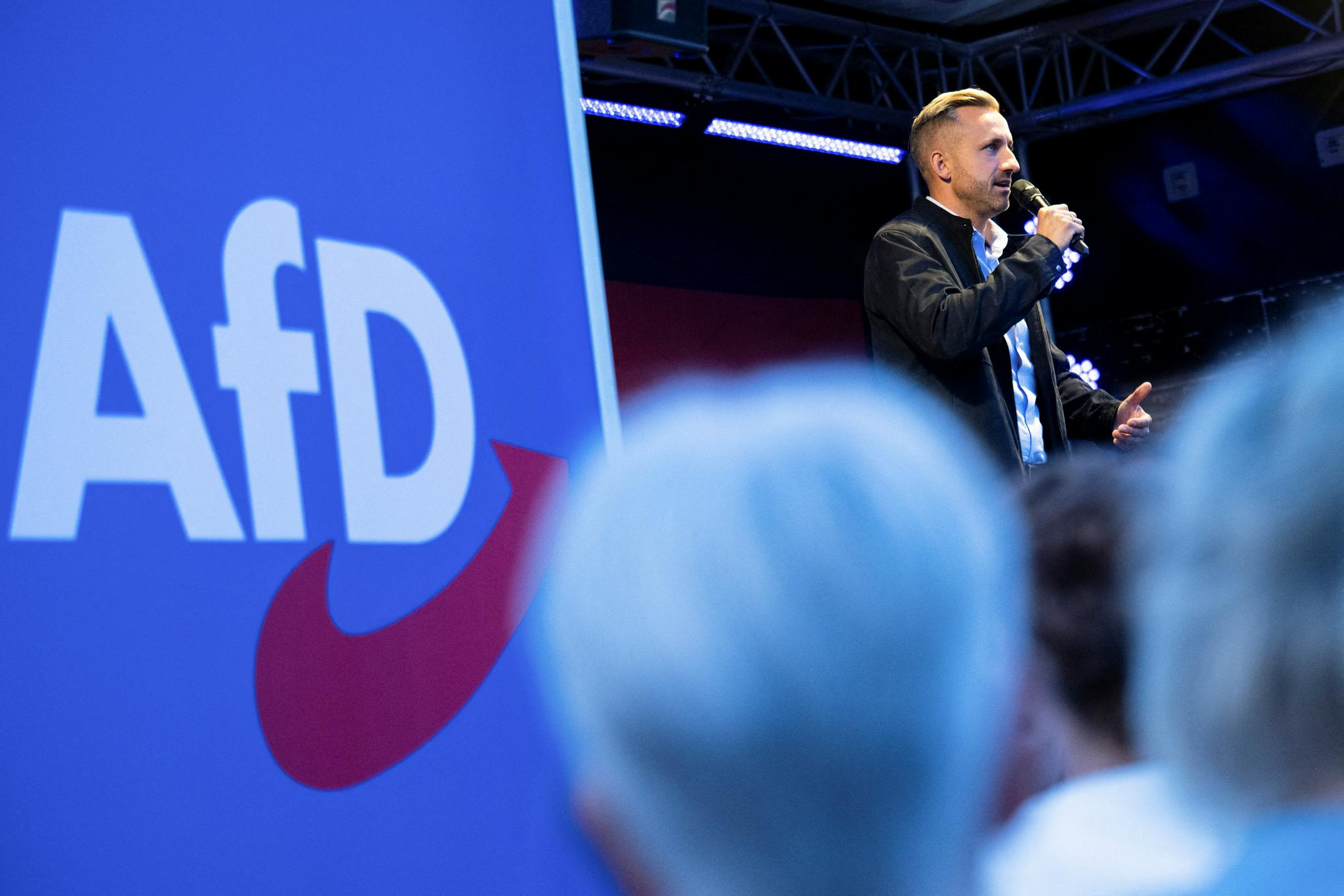 AfD pred zgodovinsko zmago, a vladanje v Saški-Anhaltu vprašljivo