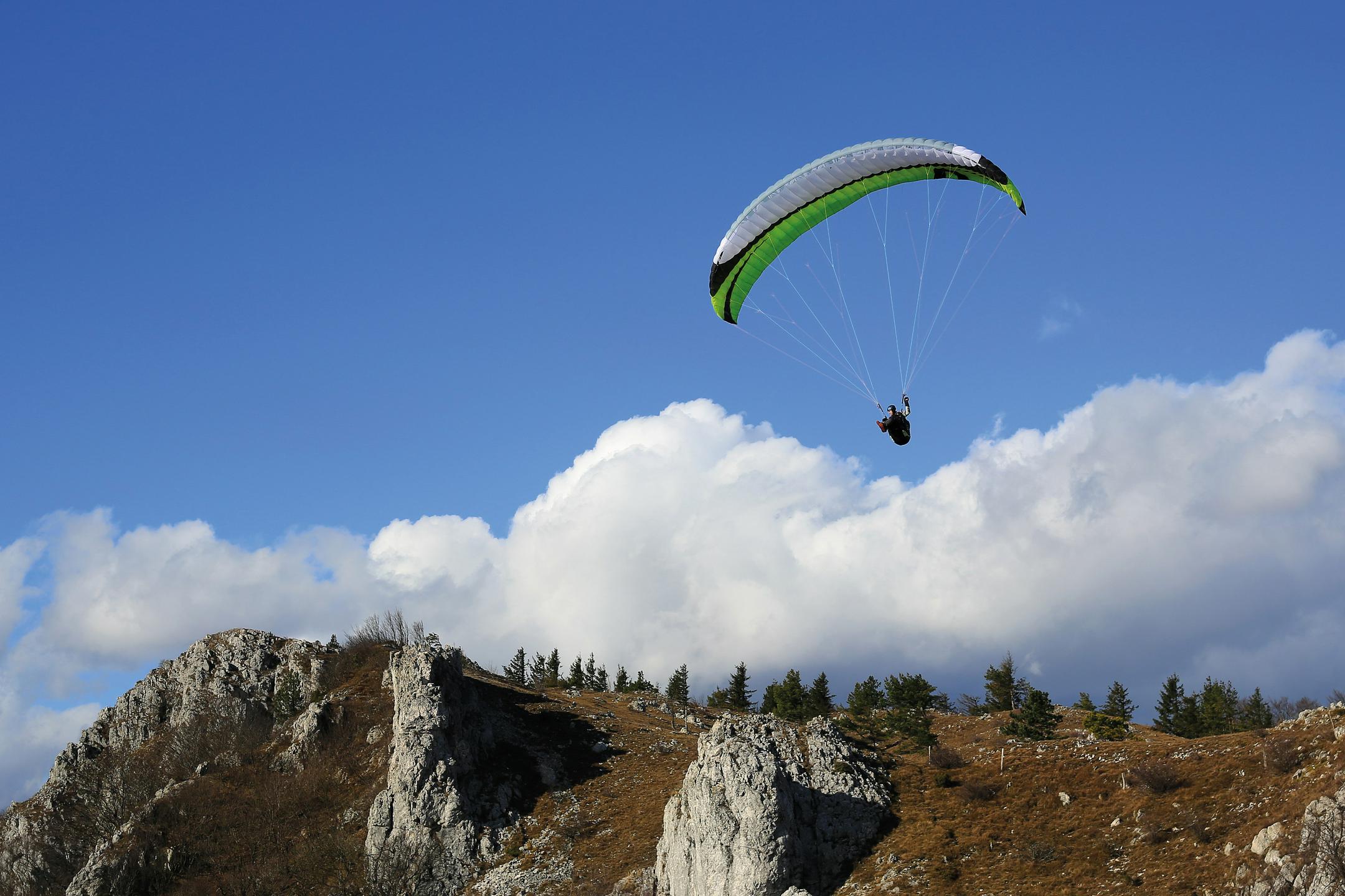 Na Bohinjskem umrl jadralni padalec