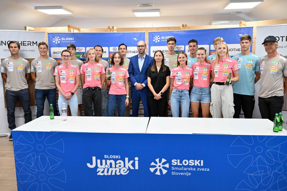 Nika in Domen Prevc bosta prve tekmovalne občutke iskala v Stamsu