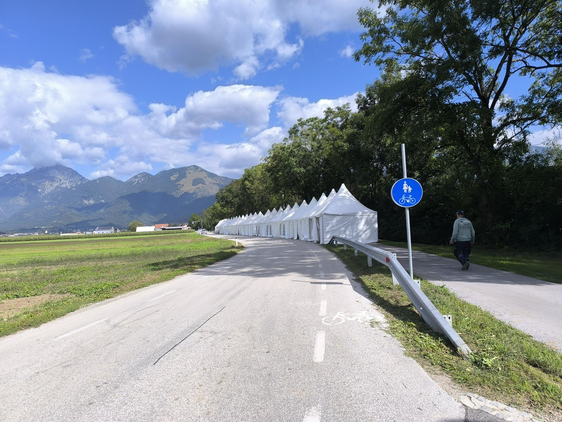 Poziv kolesarskim navdušencem: Pravočasno na prizorišča in varno ob trasah
