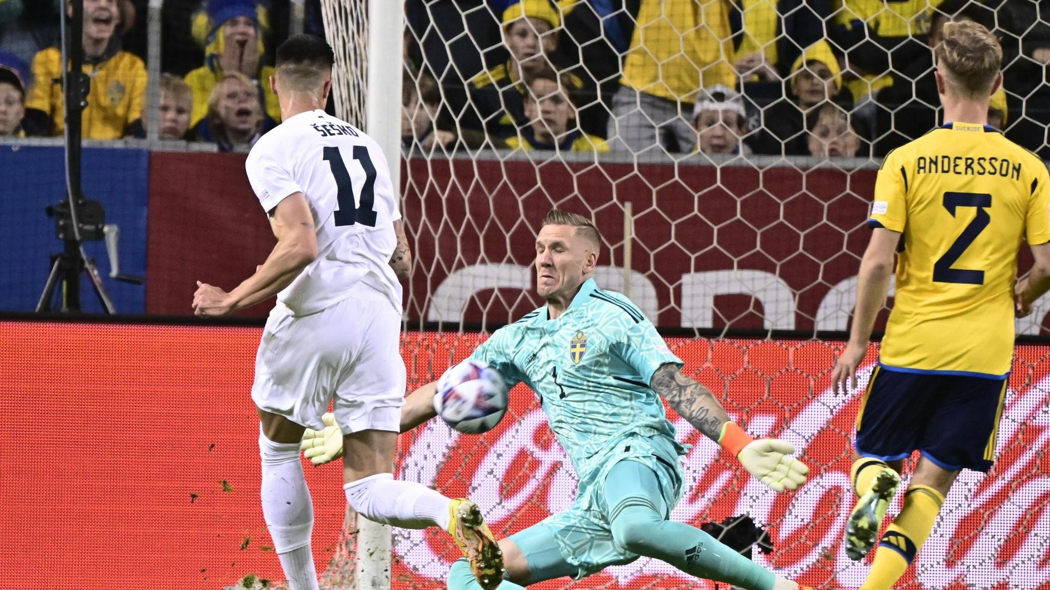 Slovenija v Ligi narodov dosega (samo) gol na tekmo