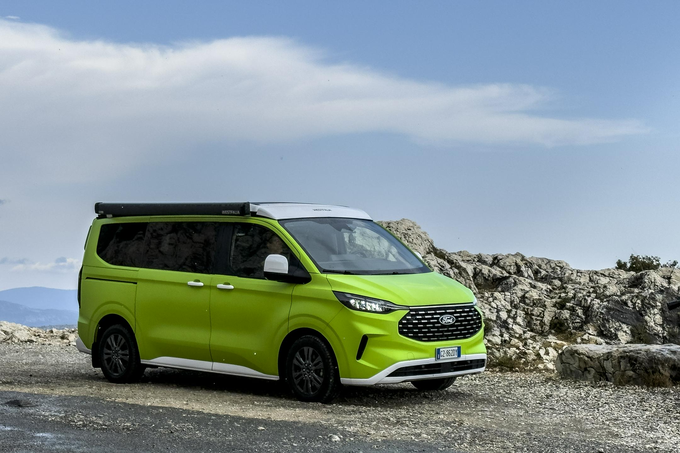Bivalni kombi, ki naj bi prepričal tudi skeptične