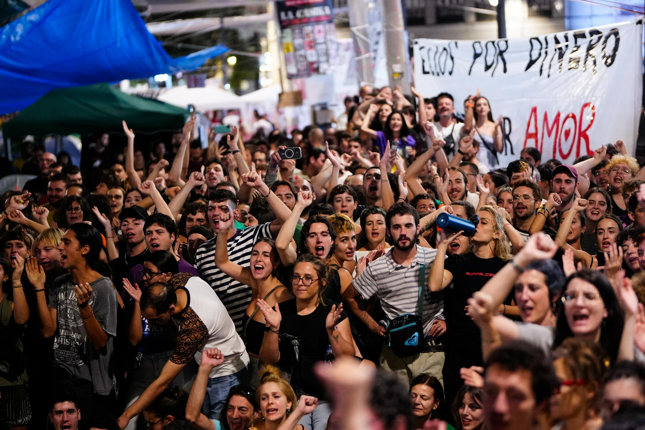 87-letna Maricarmen Abascal naj bi se po prisilni izselitvi lahko vrnila domov