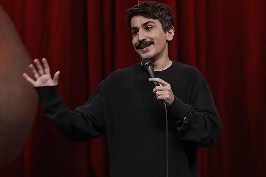 V Turčiji izpustili stand-up komika, ki je bil obsojen zaradi žalitve predsednika Erdoğana
