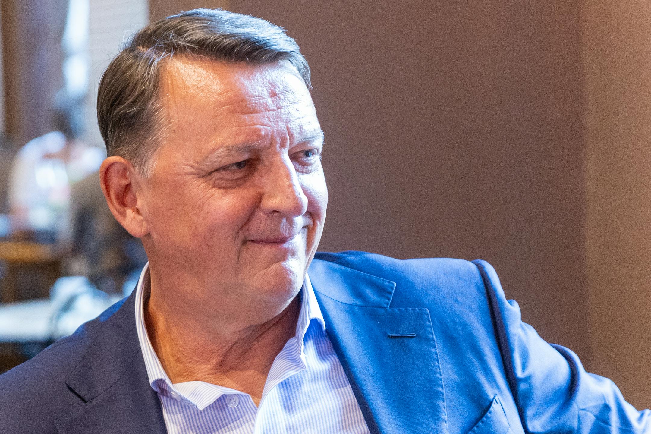 Anton Rop je ob začetku volilne kampanje poudaril, da Ljubljana potrebuje korenite spremembe