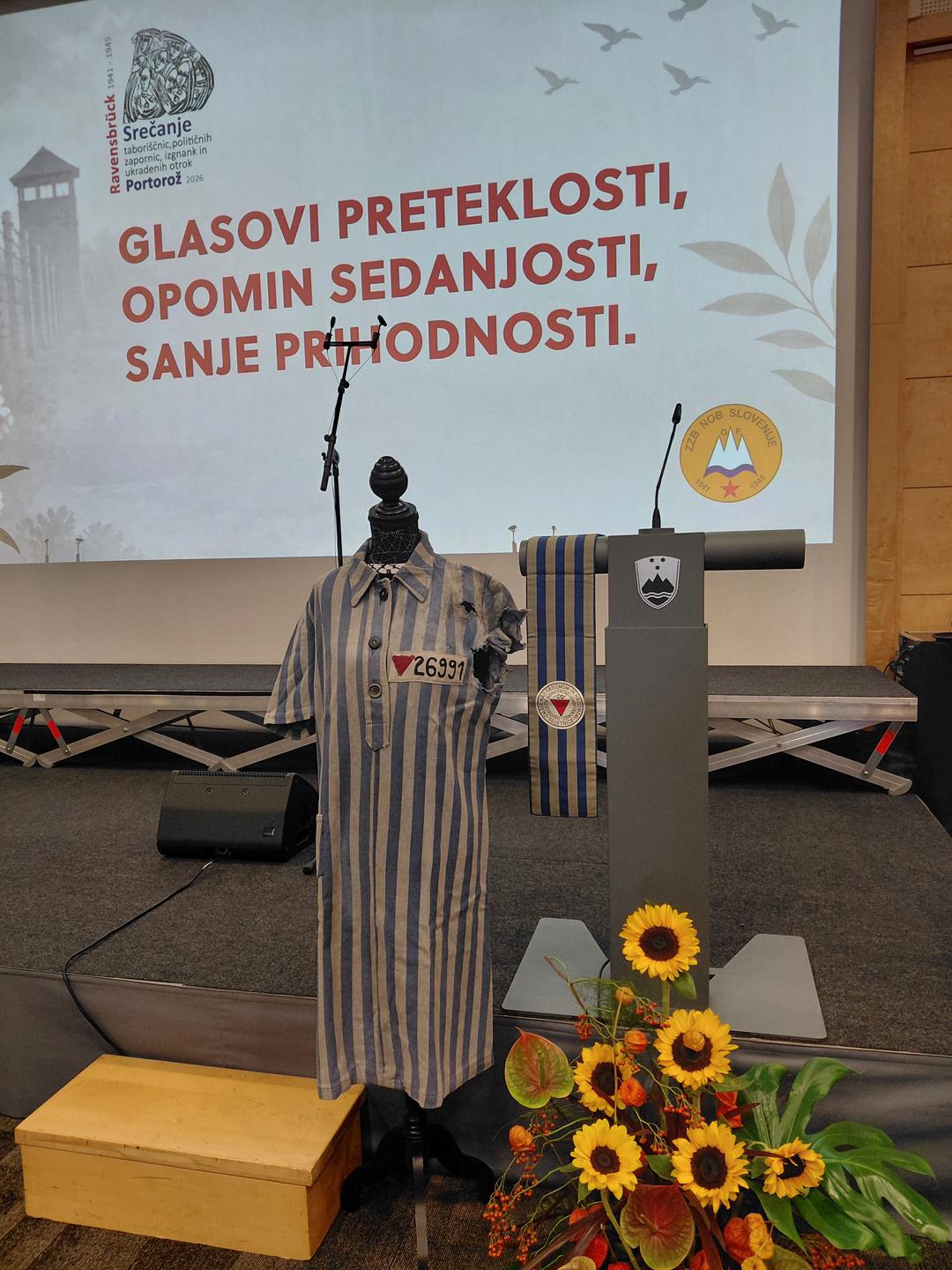 Ohranjanje spomina in vrednot - srečanje nekdanjih taboriščnikov, izseljencev in ukradenih otrok