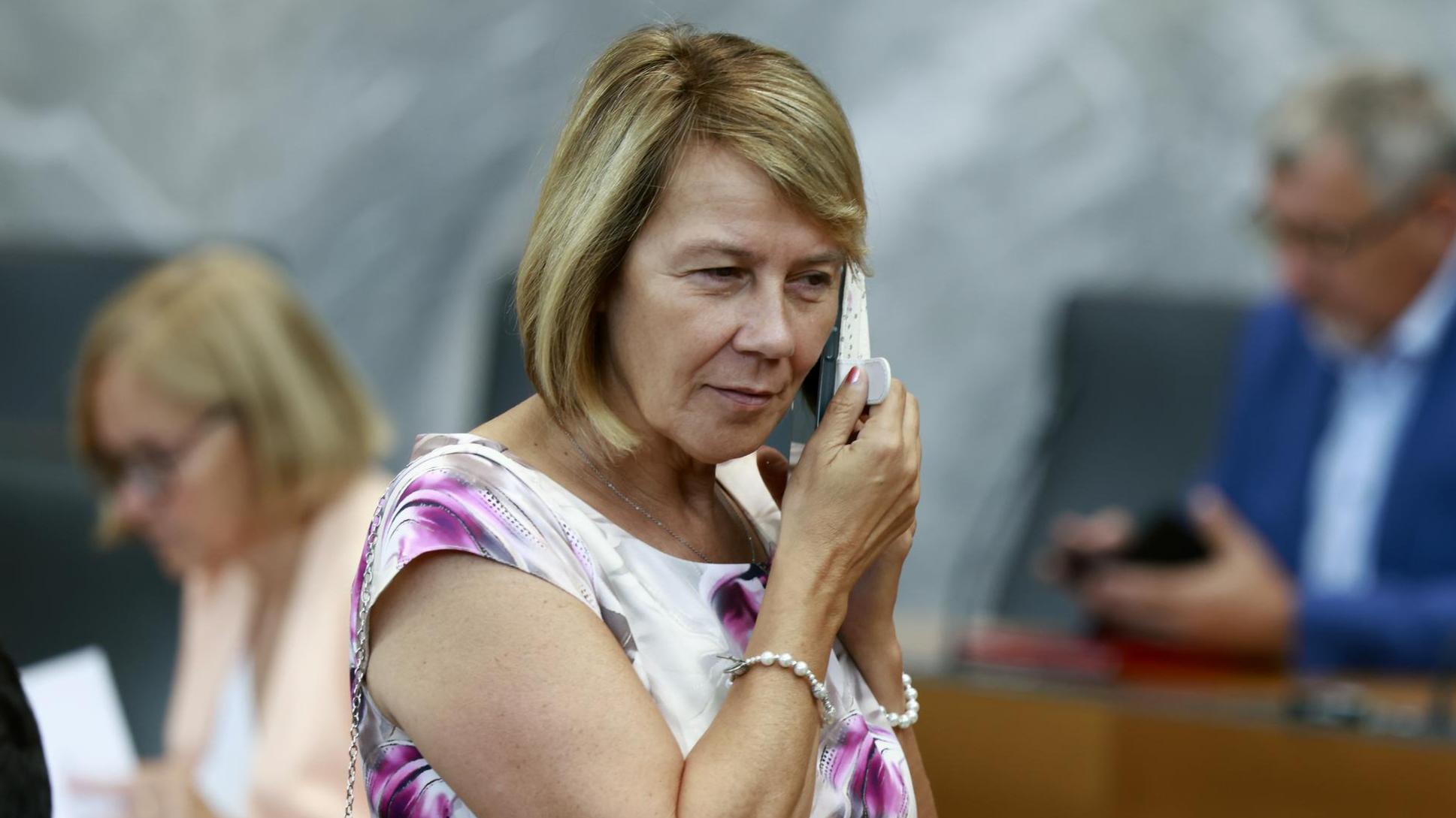 Izjava Alenke Jeraj (SDS), da RTV ni predvajal nobene Janševe izjave iz Vatikana, ne držijo