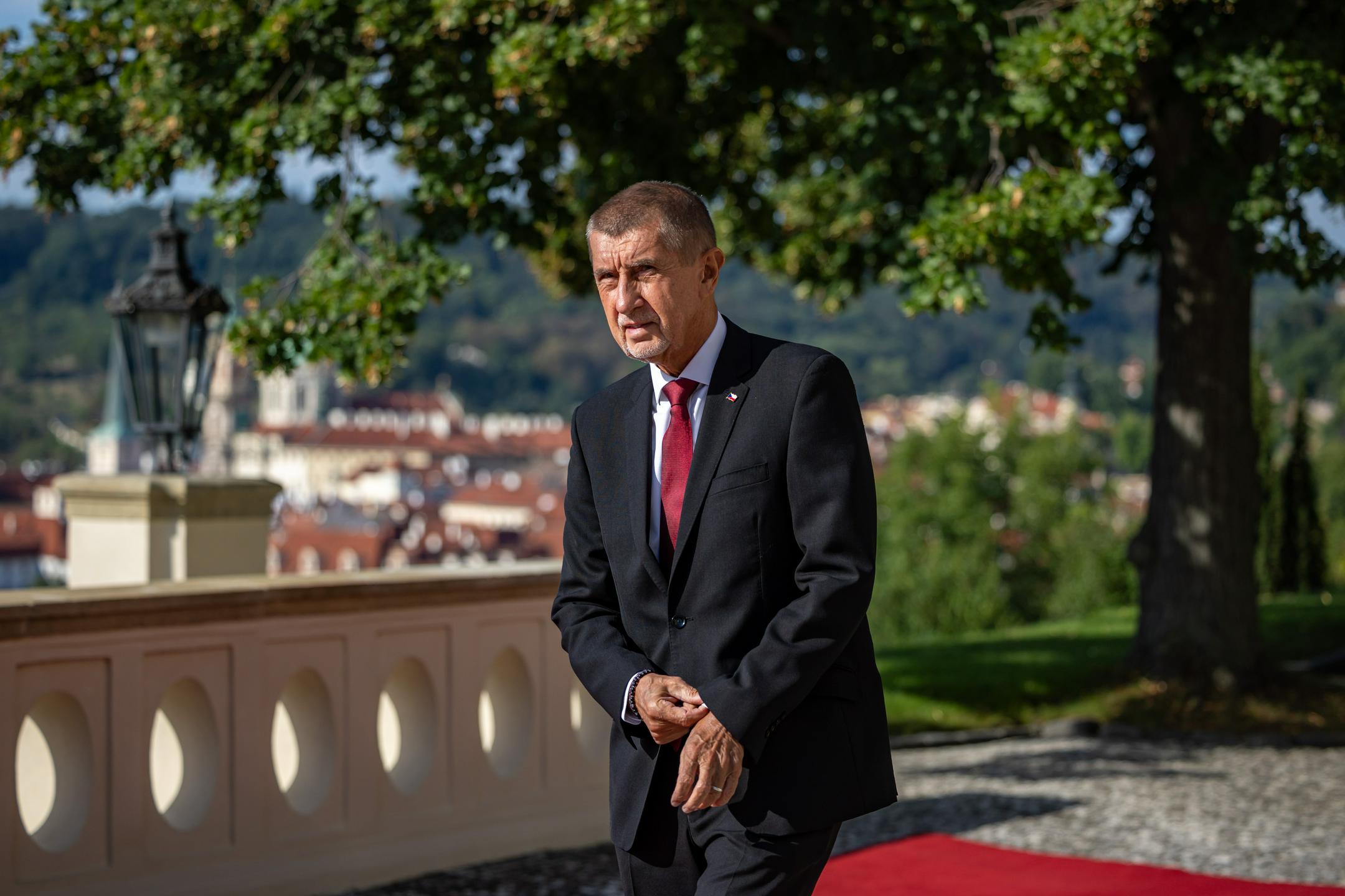 Babišev ANO zmagal na lokalnih volitvah, opozicija ohranila večino v senatu
