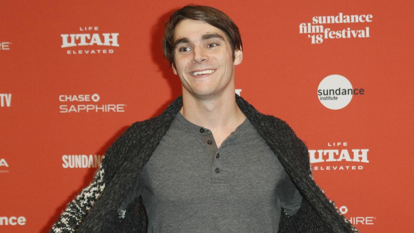 Umrl je igralec RJ Mitte, ki je zaslovel z vlogo v seriji Kriva pota