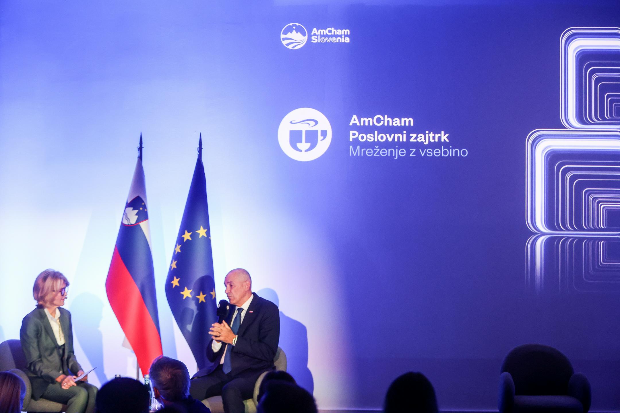 Janša: Država zaostaja, ker prevladujejo vrednote, ki ne omogočajo razvoja