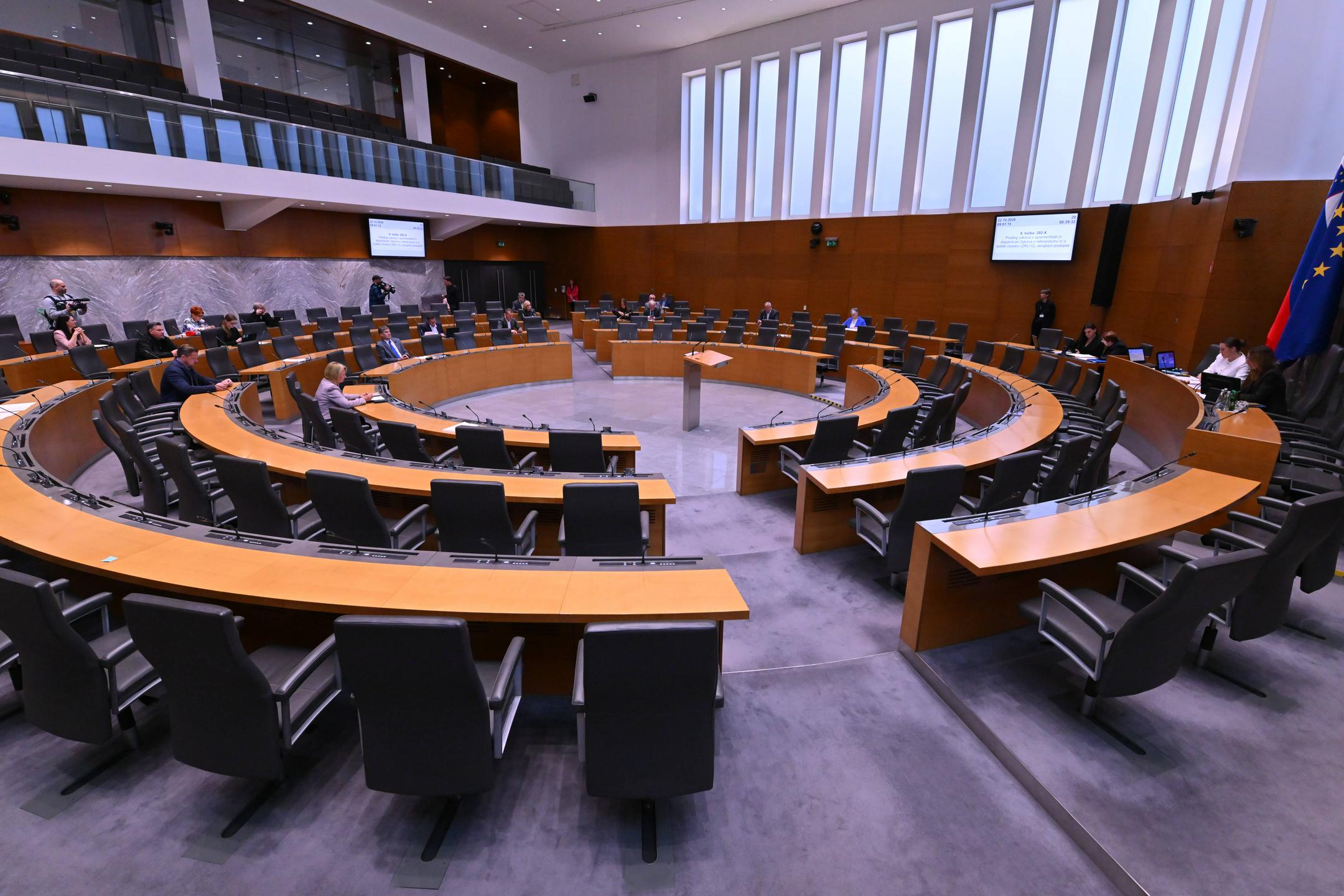 Poslanci bodo razpravljali o zahtevah Svobode in Levice o še dveh parlamentarnih preiskavah