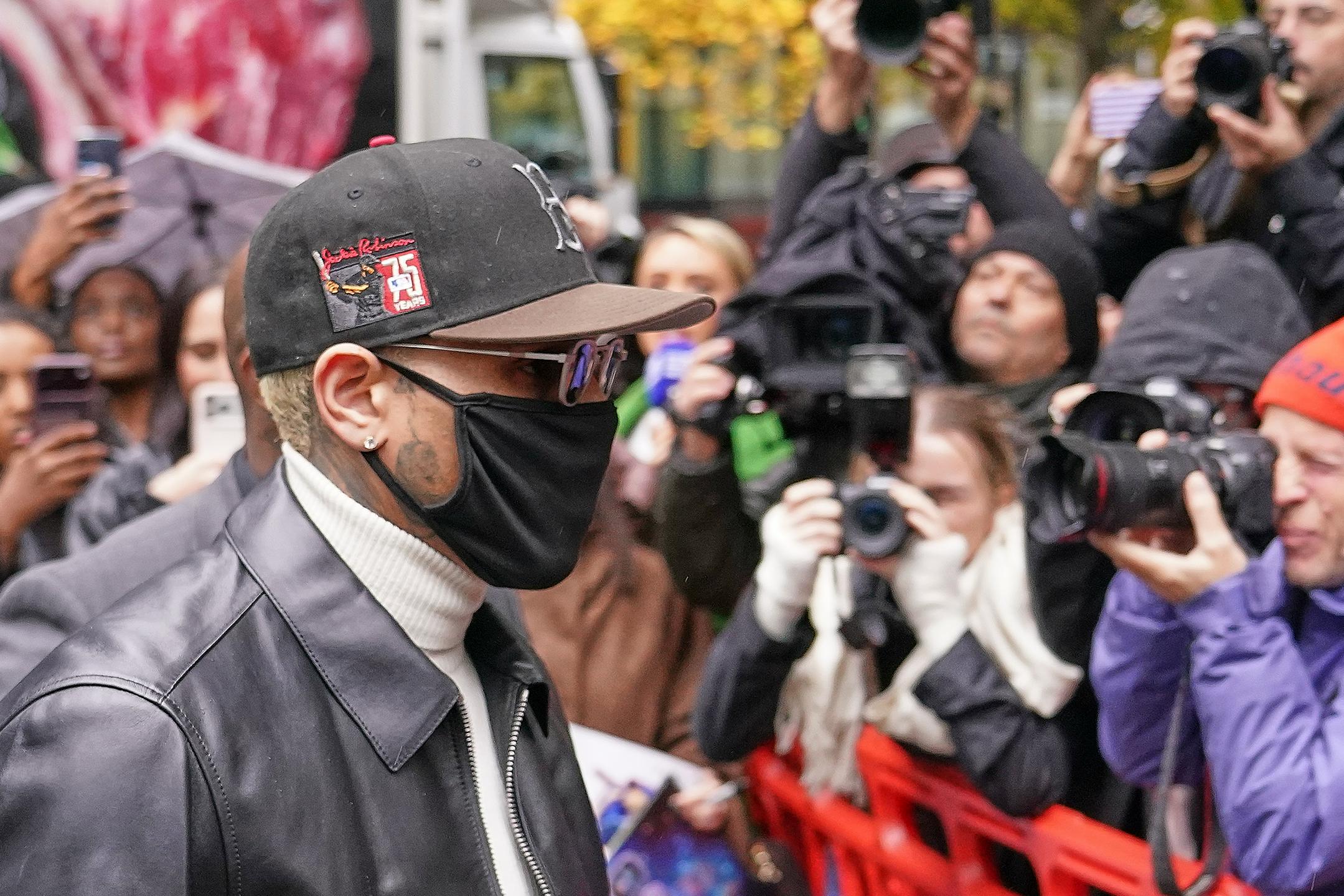 Chris Brown se je izognil londonskemu zaporu
