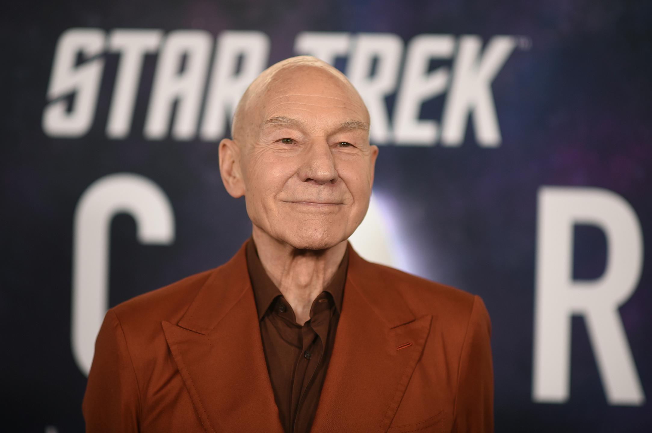 Slovo legende: Hollywood žaluje za Patrickom Stewartom