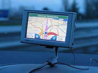 Evropski sistem Egnos bo dopolnjeval sistem GPS, s katerim sicer upravlja ameriška vojska. Foto: Andrej Leban
