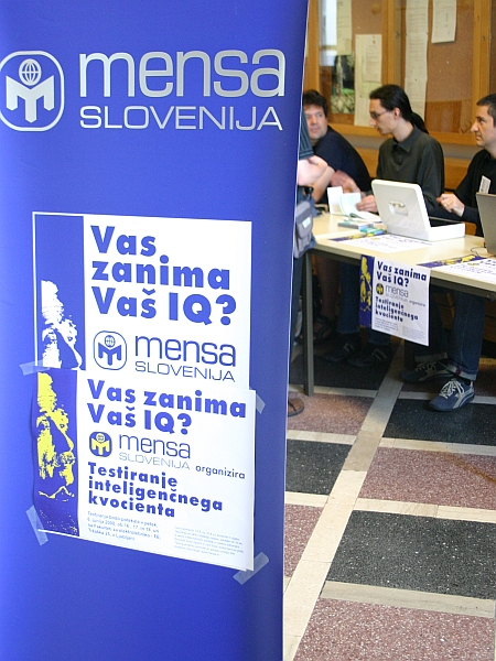 Društvo Mensa Slovenija je s svojim testiranjem vzbudilo precej zanimanja. Vsi, ki ste junijsko testiranje zamudili, boste svoj IQ lahko testirali predvidoma konec letošnjega leta. Foto: MMC RTV SLO/J. Sobočan