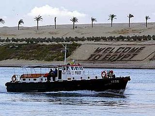 Ladja v Sueškem prekopu